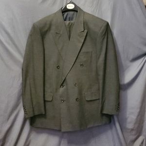 Brand new charcoal gray  Marroni suit size 44R